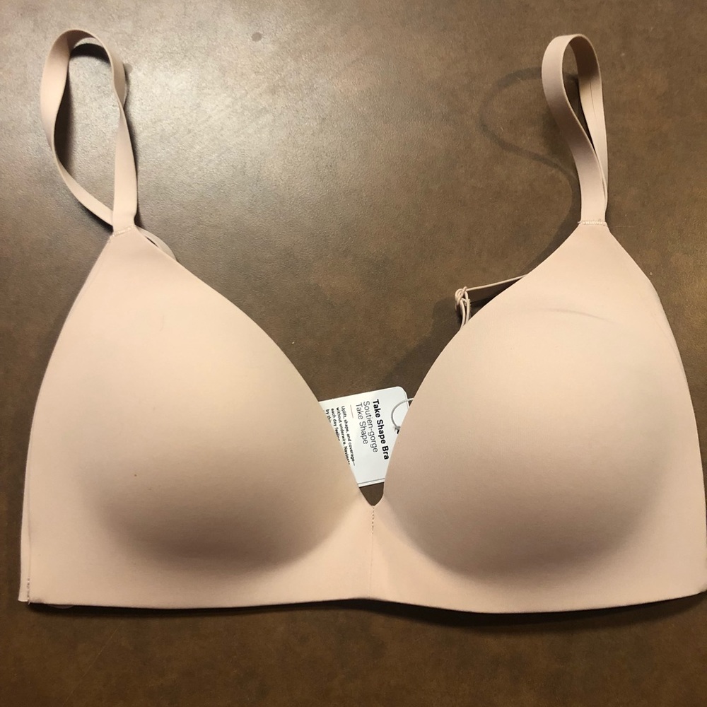 Lululemon take shape bra